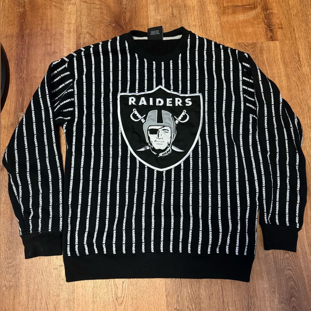 Raider’s Crewneck